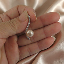 Load image into Gallery viewer, Sterling Silver 925 Water Flow peach Pearl &amp; CZ Pendant