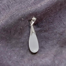 Load image into Gallery viewer, White Cat’s Eye Raindrop Sterling Silver Pendant