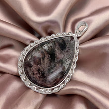 Load image into Gallery viewer, Grey-Pink Natural Multi-Inclusion Quartz Crystal Sterling Silver Necklace