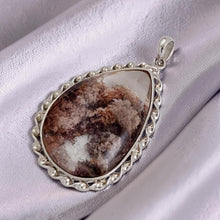 Load image into Gallery viewer, Beige Natural Multi-Inclusion Quartz Crystal Sterling Silver Necklace