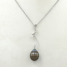 Load image into Gallery viewer, 92T0092A GENUINE BLACK BAROQUE TAHITIAN PEARL PENDANT SILVER TWIST-BAIL