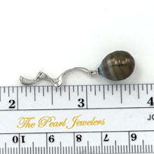 Load image into Gallery viewer, 92T0092A GENUINE BLACK BAROQUE TAHITIAN PEARL PENDANT SILVER TWIST-BAIL