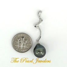 Load image into Gallery viewer, 92T0093B NATURAL BLACK TAHITIAN BAROQUE PEARL PENDANT SILVER TWIST BAIL