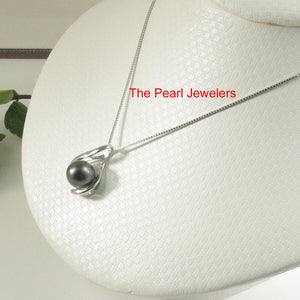 Embrace Silver-Green Tahitian Pearl Pendant