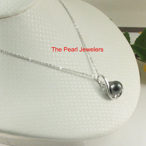 Embrace Silver-Green Tahitian Pearl Pendant