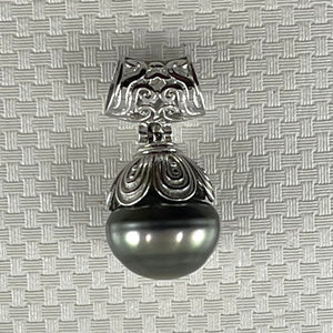 92T0811-Genuine-Baroque-Nature-Black-Tahitian-Pearl-Silver-Cup-Pendant-Necklace