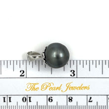 Load image into Gallery viewer, 92T2312 SILVER FLOWER BALE GENUINE BLACK TAHITIAN PEARL PENDANT