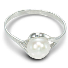 Load image into Gallery viewer, Solid Sterling Silver .925 White Cultured Pearl Solitaire Ring