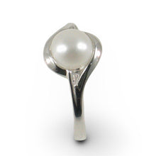 Load image into Gallery viewer, Solid Sterling Silver .925 White Cultured Pearl Solitaire Ring