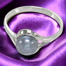 Load image into Gallery viewer, Solid Sterling Silver .925 Black Cultured Pearl Solitaire Ring