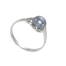 Load image into Gallery viewer, Solid Sterling Silver .925 Black Cultured Pearl Solitaire Ring