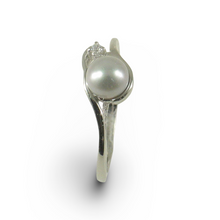 Load image into Gallery viewer, Solid Sterling Silver .925 Silver-Tone Cultured Pearl &amp; Cubic Zirconia Accent Ring