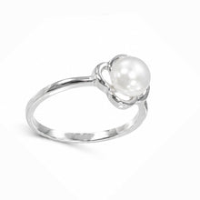 Load image into Gallery viewer, Solid Sterling Silver .925 Flower-Design White Freshwater Pearl Solitaire Ring
