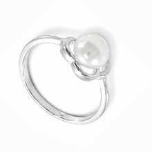 Load image into Gallery viewer, Solid Sterling Silver .925 Flower-Design White Freshwater Pearl Solitaire Ring