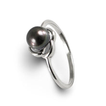 Load image into Gallery viewer, Solid Sterling Silver .925 Flower-Design Black-Blue Freshwater Pearl Solitaire Ring