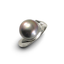 Load image into Gallery viewer, Solid Silver .925 9–10 mm Black-Grey Freshwater Pearl Solitaire Ring