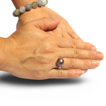 Load image into Gallery viewer, Solid Silver .925 9–10 mm Black-Grey Freshwater Pearl Solitaire Ring