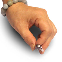 Load image into Gallery viewer, Solid Silver .925 9–10 mm Black-Grey Freshwater Pearl Solitaire Ring