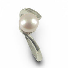 Load image into Gallery viewer, Solid Sterling Silver .925 Silver-Tone Freshwater Pearl Solitaire Ring