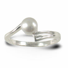 Load image into Gallery viewer, Solid Sterling Silver .925 Silver-Tone Freshwater Pearl Solitaire Ring