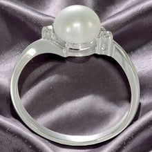 Load image into Gallery viewer, Solid Sterling Silver .925 White Freshwater Pearl with CZ Accent Ring