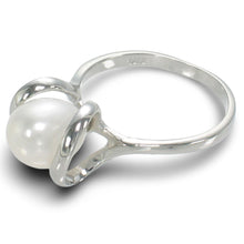 Load image into Gallery viewer, Classic .925 Sterling Silver White Pearl Ring