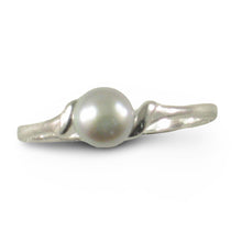 Load image into Gallery viewer, Solid Sterling Silver .925 Silver-Tone Freshwater Cultured Pearl Solitaire Ring