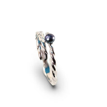 Load image into Gallery viewer, Solid Sterling Silver .925 Black-Blue Freshwater Cultured Pearl Wheat-Style Adjustable Ring