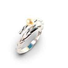 Load image into Gallery viewer, Solid Sterling Silver .925 Peach Freshwater Cultured Pearl Wheat-Style Adjustable Ring