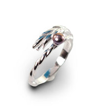 Load image into Gallery viewer, Solid Sterling Silver .925 Eggplant Freshwater Cultured Pearl Wheat-Style Adjustable Ring