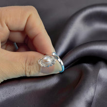 Load image into Gallery viewer, Silver .925 Pink-Lavender Freshwater Cultured Pearl Shell-Style Adjustable Ring