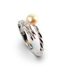 Load image into Gallery viewer, Adjustable Wheat-Style Peach Freshwater Pearl Ring – .925 Sterling Silver