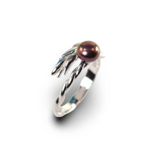 Load image into Gallery viewer, Adjustable Wheat-Style Eggplant Freshwater Pearl Ring – .925 Sterling Silver