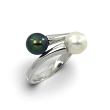 Load image into Gallery viewer, Twin AAA Black &amp; White Freshwater Pearl Cocktail Ring – .925 Sterling Silver