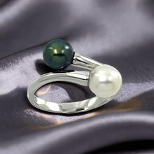 Load image into Gallery viewer, Twin AAA Black &amp; White Freshwater Pearl Cocktail Ring – .925 Sterling Silver