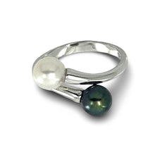 Load image into Gallery viewer, Twin AAA Black &amp; White Freshwater Pearl Cocktail Ring – .925 Sterling Silver