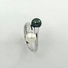 Load image into Gallery viewer, 9302094 SILVER .925 TWIN AAA BLACK &amp; WHITE ROUND PEARL COCKTAIL RING