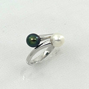 9302094 SILVER .925 TWIN AAA BLACK & WHITE ROUND PEARL COCKTAIL RING