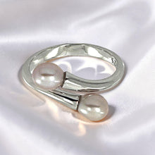 Load image into Gallery viewer, Solid Sterling Silver .925 Twin Pink Freshwater Pearl Cocktail Ring
