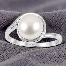 Load image into Gallery viewer, Solid Sterling Silver .925 White Freshwater Pearl Solitaire Ring