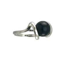 Load image into Gallery viewer, Sterling Silver Black Onyx Solitaire Ring