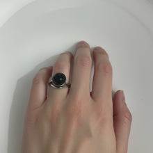 Load image into Gallery viewer, Sterling Silver Black Onyx Solitaire Ring
