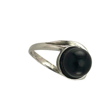 Load image into Gallery viewer, Sterling Silver Black Onyx Solitaire Ring
