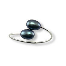 Load image into Gallery viewer, Solid Sterling Silver .925 Twin Black Freshwater Pearl Cocktail Ring