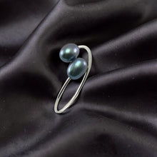 Load image into Gallery viewer, Solid Sterling Silver .925 Twin Black Freshwater Pearl Cocktail Ring