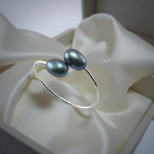 Load image into Gallery viewer, Solid Sterling Silver .925 Twin Black Freshwater Pearl Cocktail Ring