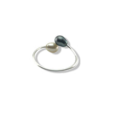 Load image into Gallery viewer, Solid Sterling Silver .925 Twin Black &amp; White Freshwater Pearl Cocktail Ring