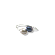Load image into Gallery viewer, Solid Sterling Silver .925 Twin Black &amp; Pink Freshwater Pearl Cocktail Ring