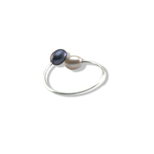 Load image into Gallery viewer, Solid Sterling Silver .925 Twin Black &amp; Pink Freshwater Pearl Cocktail Ring