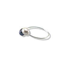 Load image into Gallery viewer, Solid Sterling Silver .925 Twin Black &amp; Pink Freshwater Pearl Cocktail Ring
